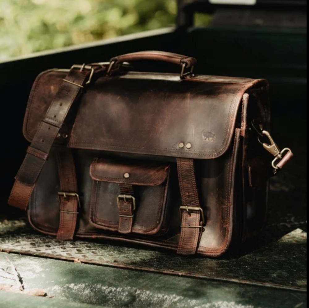 Buffalo Trading Company Classic Brown Leather Messenger Bag for Men